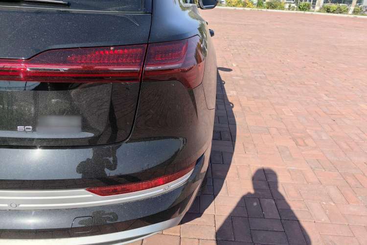Used Audi e-tron 2021 50 quattro Luxury Edition Right Rear Taillight