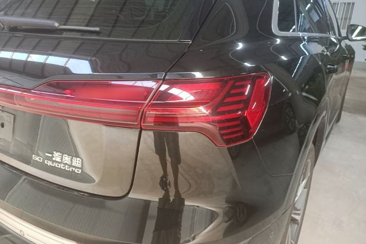 Used Audi e-tron 2021 50 quattro Prestige Edition Right Rear Taillight