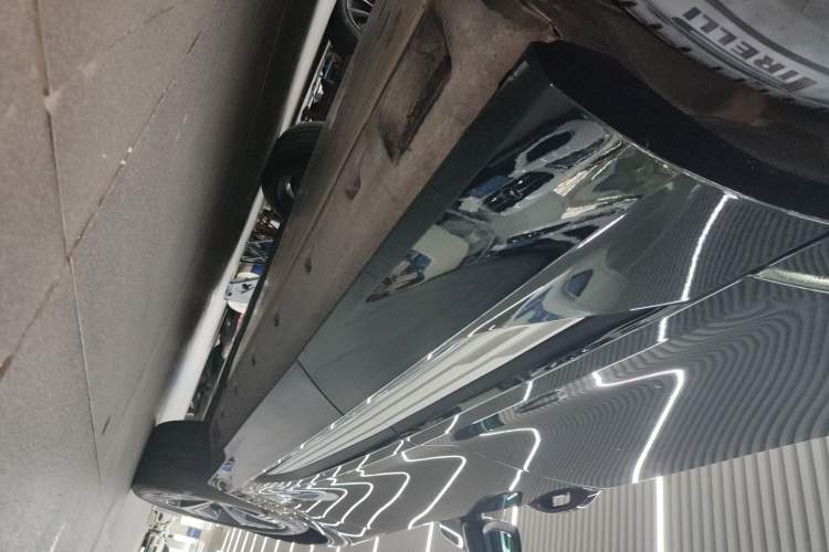 Used Audi e-tron 2021 50 quattro Prestige Edition Right Side Sill