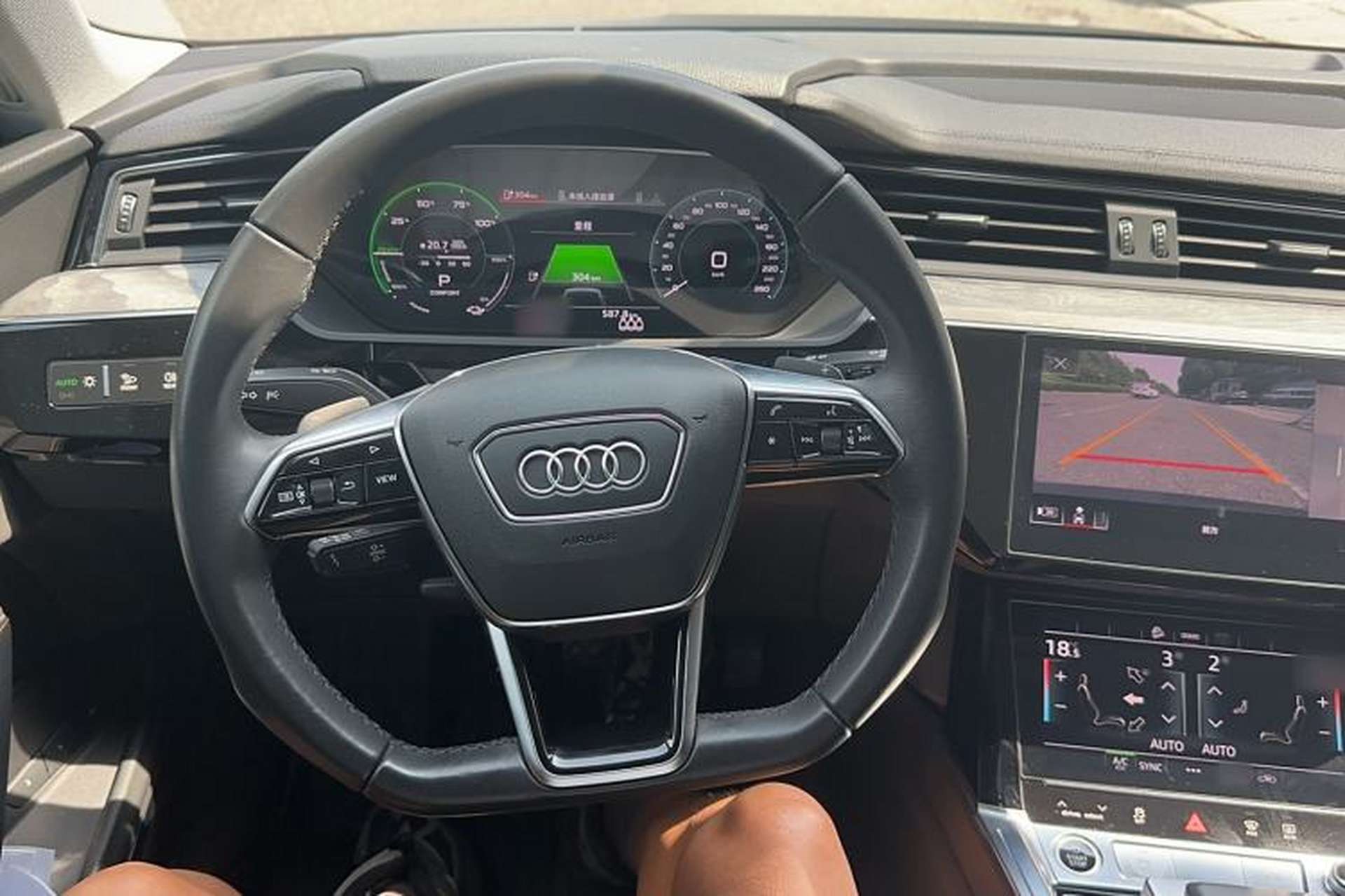 Used Audi e-tron 2021 50 quattro Prestige Edition Steering Wheel
