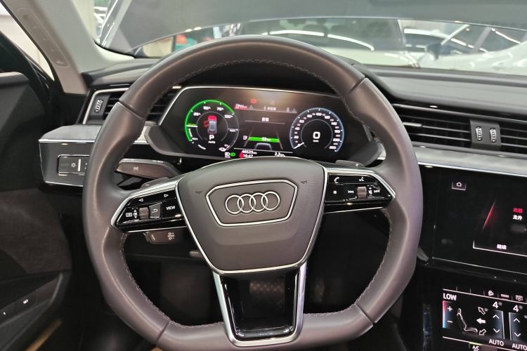 Used Audi e-tron 2021 50 quattro Prestige Edition Steering Wheel