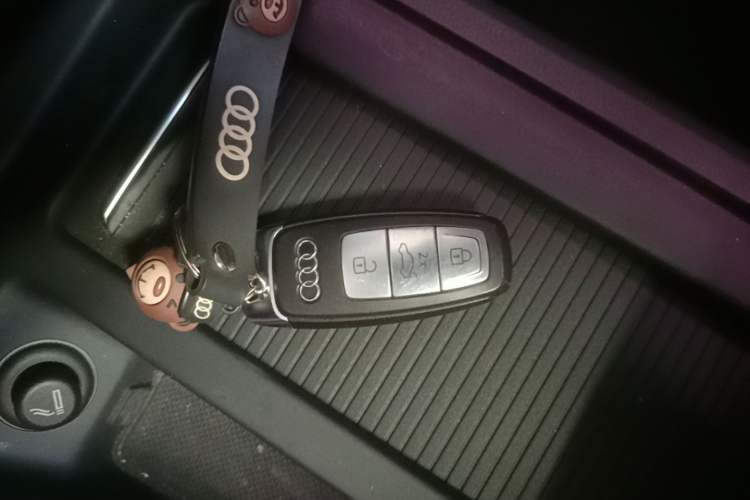 Used Audi e-tron 2021 50 quattro Prestige Edition Vehicle Key