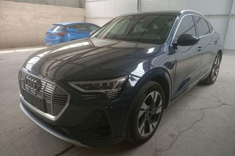 Used Audi e-tron 2021 Sportback 55 quattro Luxury Edition Guazi used car, China used car export, Used car for sale, Used Audi cars, Cheapest cars for sale, Electric vehicle, New energy car