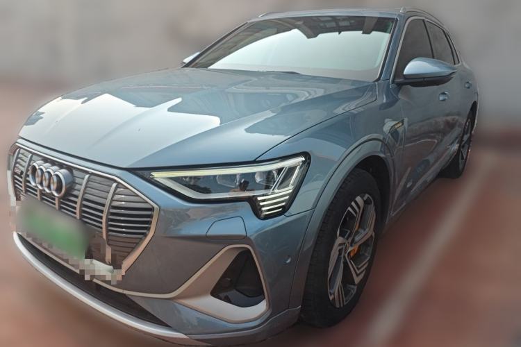 Używany Audi e-tron 2021 50 quattro Prestige Edition Guazi used car, China used car export, Used car for sale, Used cars, Cheapest cars for sale