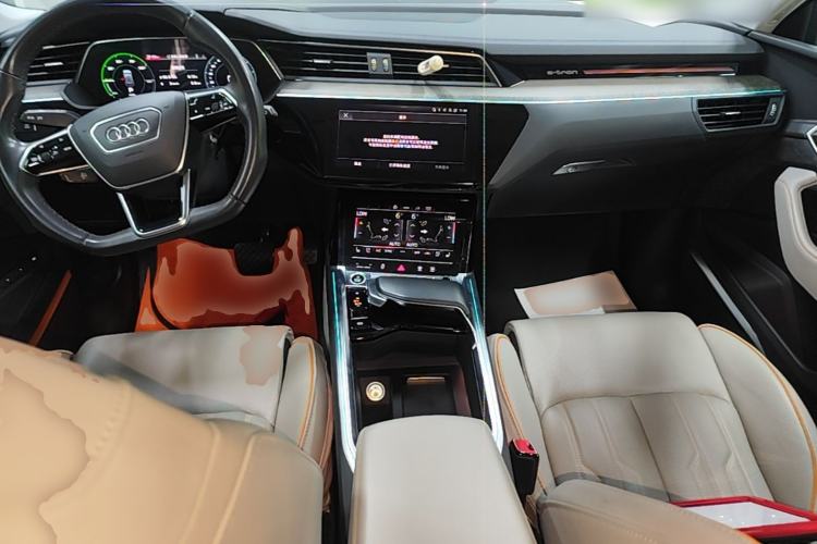 Used Audi e-tron 2021 50 quattro Prestige Edition Center Console