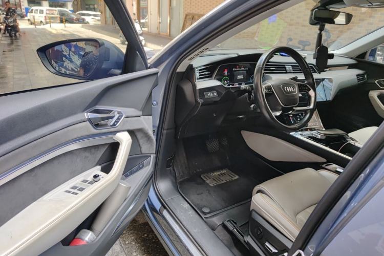 Used Audi e-tron 2021 50 quattro Prestige Edition Driver Seat