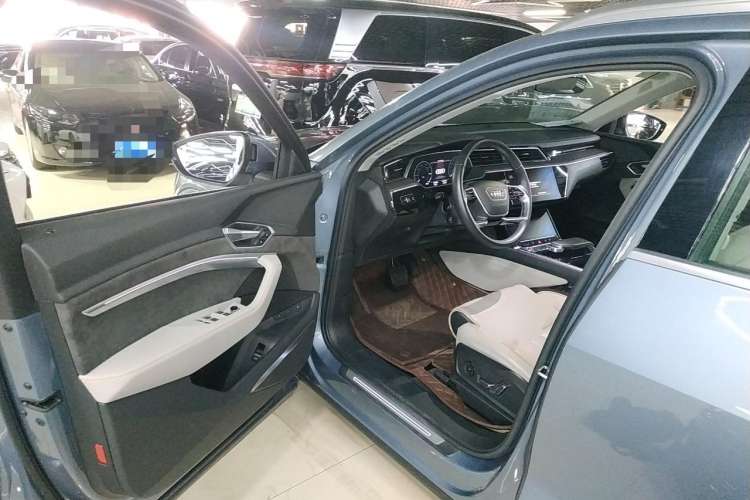 Used Audi e-tron 2021 50 quattro Prestige Edition Driver Seat