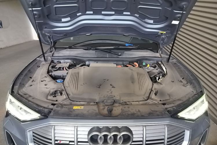 Used Audi e-tron 2021 50 quattro Luxury Edition Engine Bay