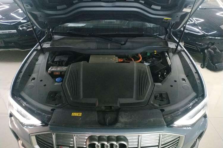 Used Audi e-tron 2021 50 quattro Prestige Edition Engine Bay