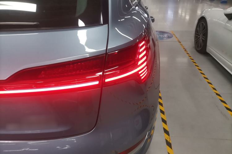 Used Audi e-tron 2021 50 quattro Luxury Edition Exterior 2
