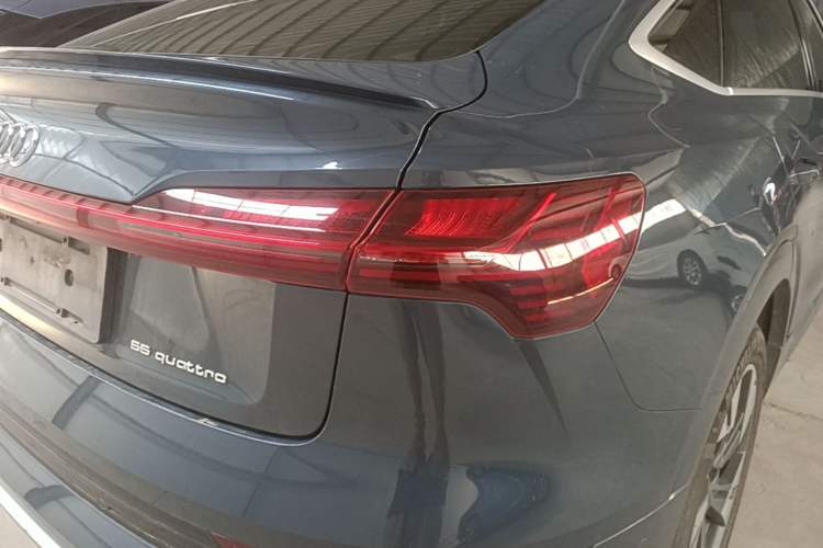 Used Audi e-tron 2021 Sportback 55 quattro Luxury Edition Exterior 3