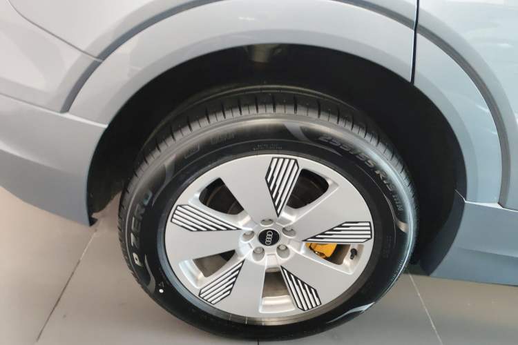 Used Audi e-tron 2021 50 quattro Luxury Edition Exterior 4