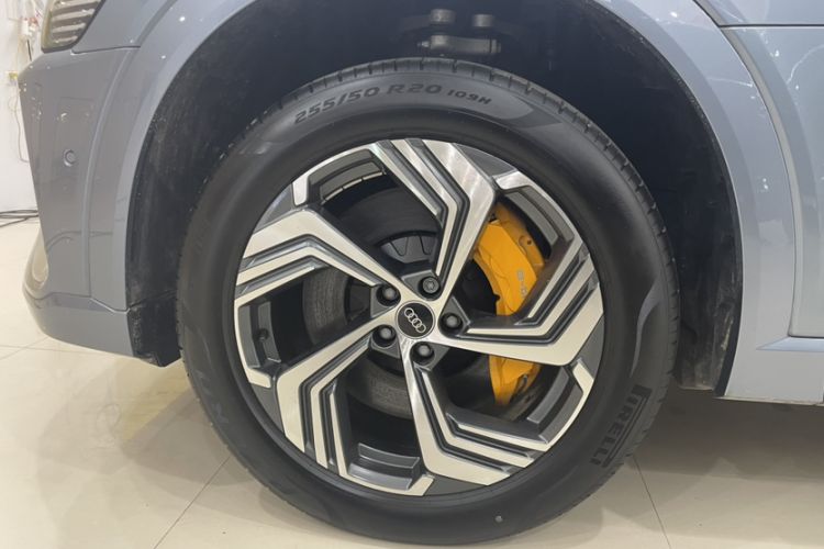 Used Audi e-tron 2021 50 quattro Prestige Edition Exterior 6