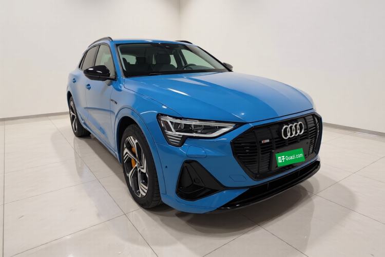 Used Audi e-tron 2021 50 quattro Prestige Edition Front Right 45 Deg