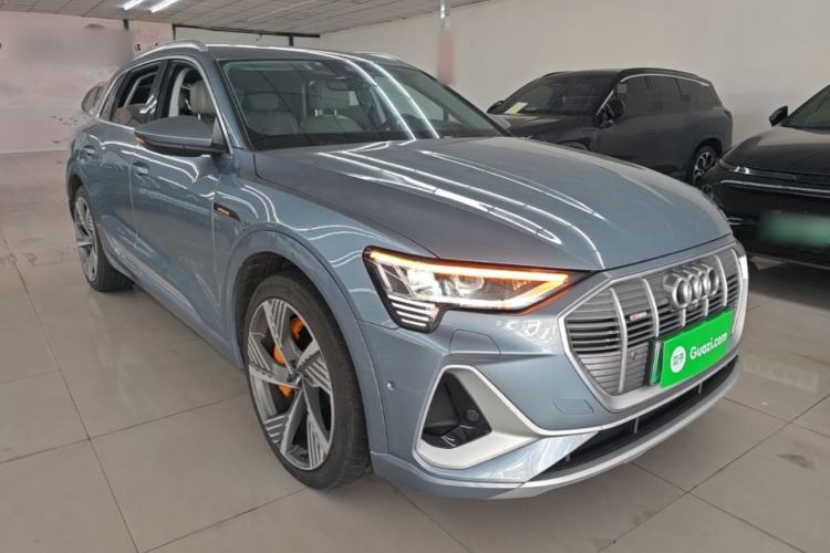 Used Audi e-tron 2021 50 quattro Prestige Edition Front Right 45 Deg