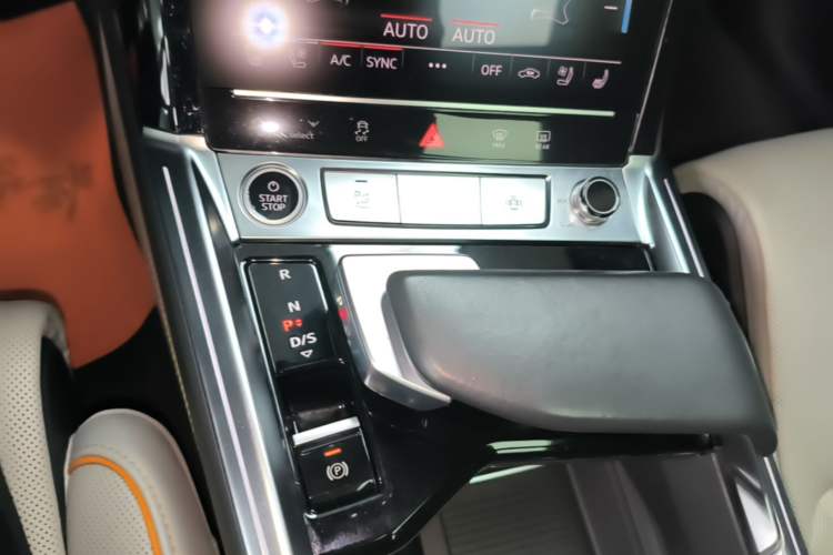 Used Audi e-tron 2021 50 quattro Prestige Edition Gear Lever