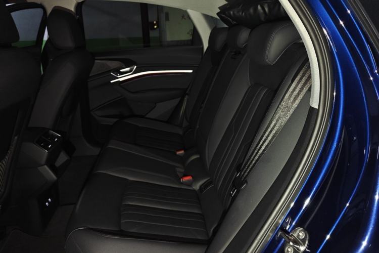 Used Audi e-tron 2021 Sportback 55 quattro Luxury Edition Interior 4