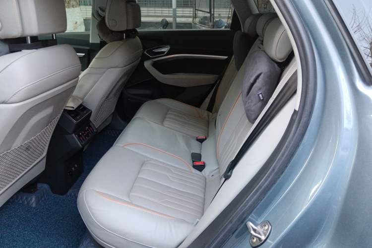 Used Audi e-tron 2021 50 quattro Prestige Edition Interior 4