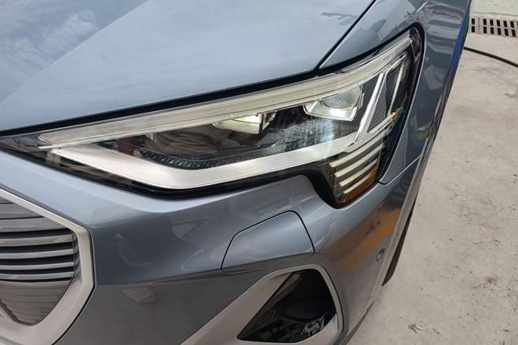 Used Audi e-tron 2021 50 quattro Prestige Edition Left Front Headlight