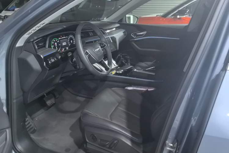 Used Audi e-tron 2021 50 quattro Luxury Edition Left Front Seat