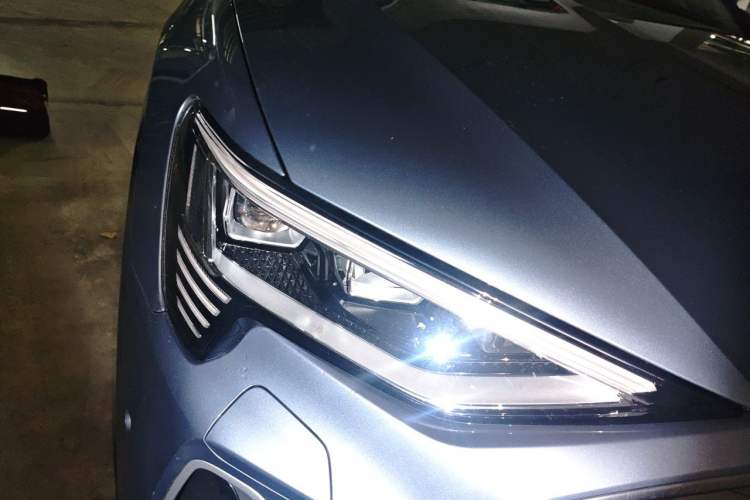 Used Audi e-tron 2021 50 quattro Prestige Edition Right Front Headlight
