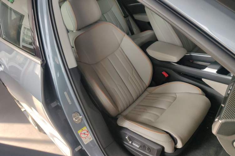 Used Audi e-tron 2021 50 quattro Prestige Edition Right Front Seat