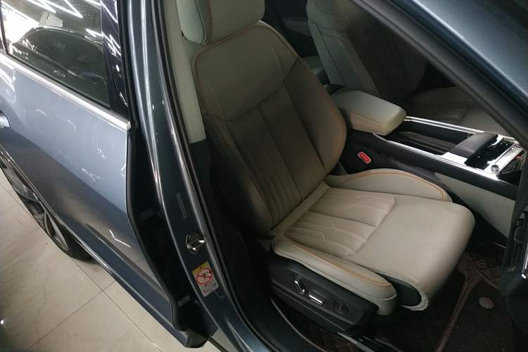 Used Audi e-tron 2021 50 quattro Prestige Edition Right Front Seat