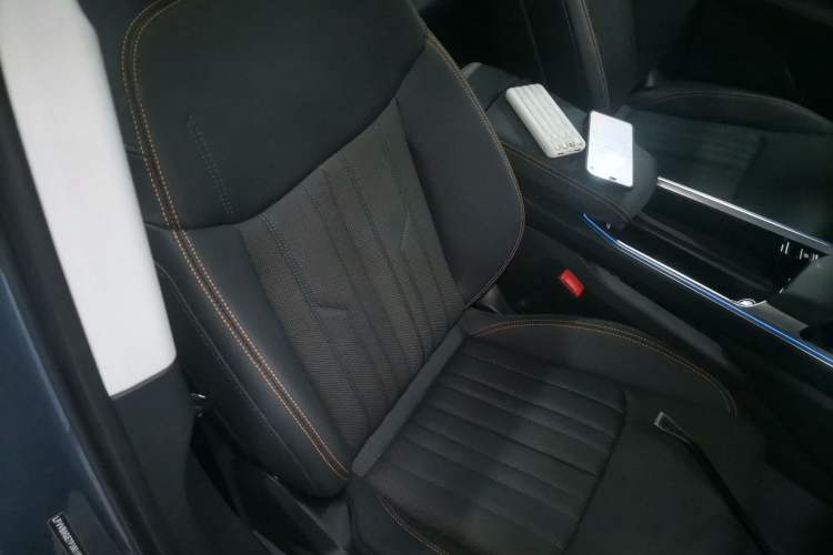 Used Audi e-tron 2021 50 quattro Luxury Edition Right Front Seat
