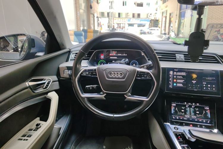 Used Audi e-tron 2021 50 quattro Prestige Edition Steering Wheel