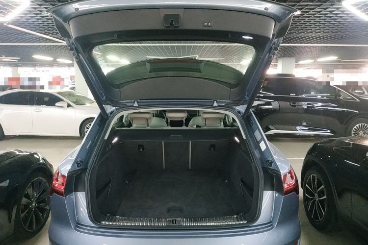 Used Audi e-tron 2021 50 quattro Prestige Edition Trunk