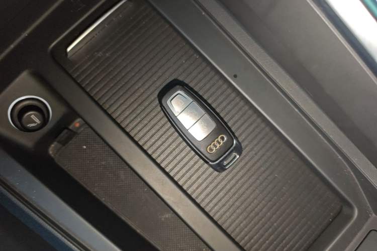 Used Audi e-tron 2021 50 quattro Prestige Edition Vehicle Key