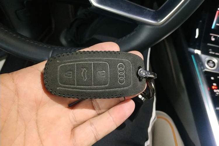 Used Audi e-tron 2021 50 quattro Prestige Edition Vehicle Key