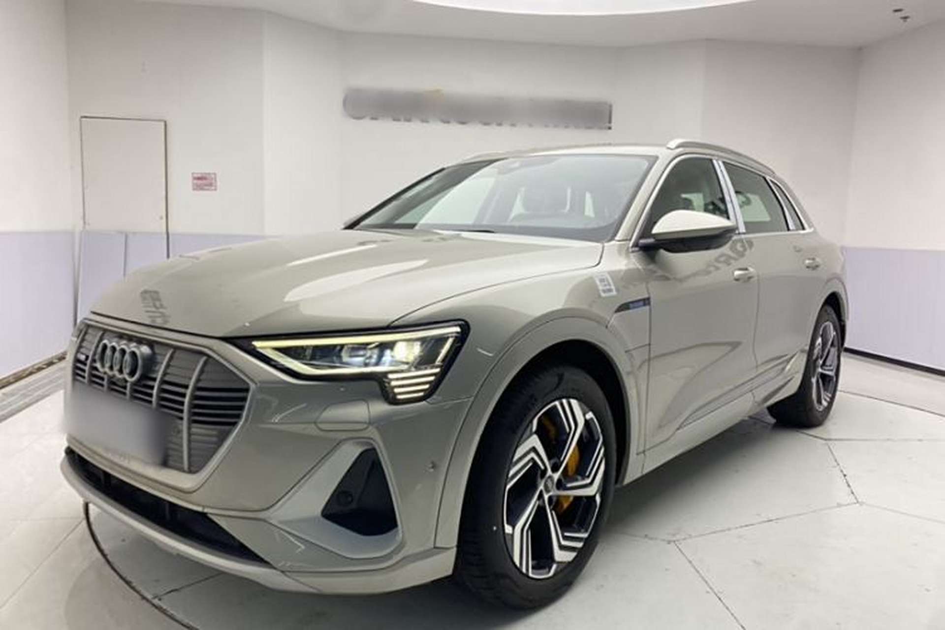 Used Audi e-tron 2021 50 quattro Prestige Edition Front Left 45 Deg