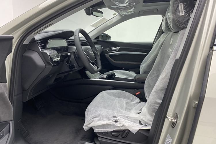 Used Audi e-tron 2021 50 quattro Prestige Edition Interior 1