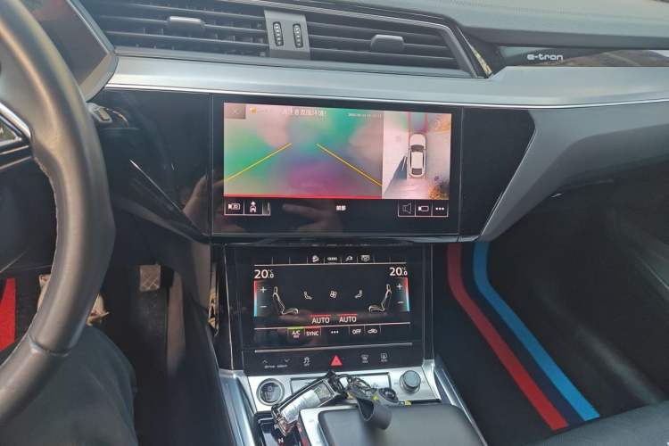Used Audi e-tron 2021 50 quattro Luxury Edition Audio And AC Panel