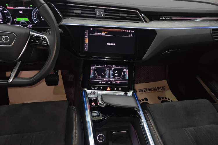 Used Audi e-tron 2021 50 quattro Prestige Edition Audio And AC Panel