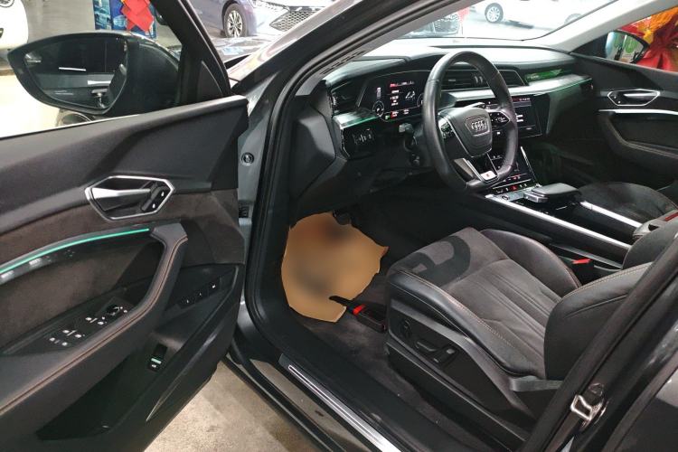 Used Audi e-tron 2021 50 quattro Prestige Edition Driver Seat