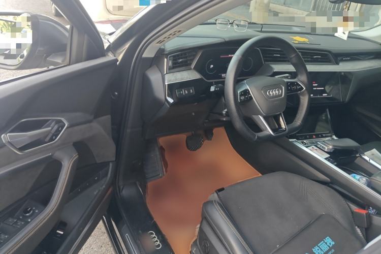Used Audi e-tron 2021 50 quattro Prestige Edition Driver Seat