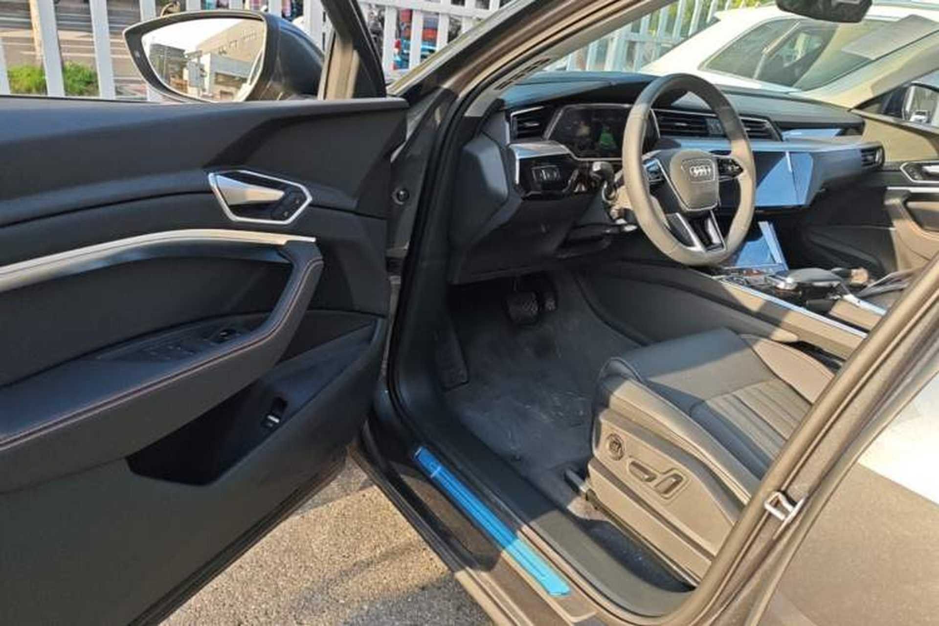 Used Audi e-tron 2021 50 quattro Luxury Edition Driver Seat