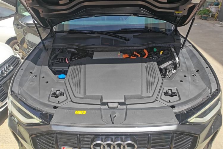 Used Audi e-tron 2021 50 quattro Luxury Edition Engine Bay