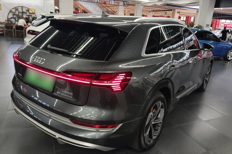 Used Audi e-tron 2021 50 quattro Prestige Edition Exterior 5