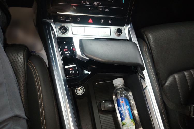 Used Audi e-tron 2021 50 quattro Luxury Edition Gear Lever