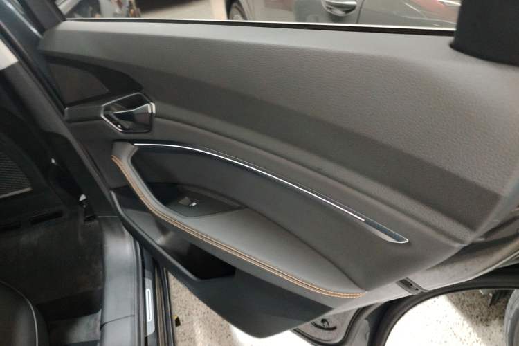 Used Audi e-tron 2021 50 quattro Luxury Edition Interior 6