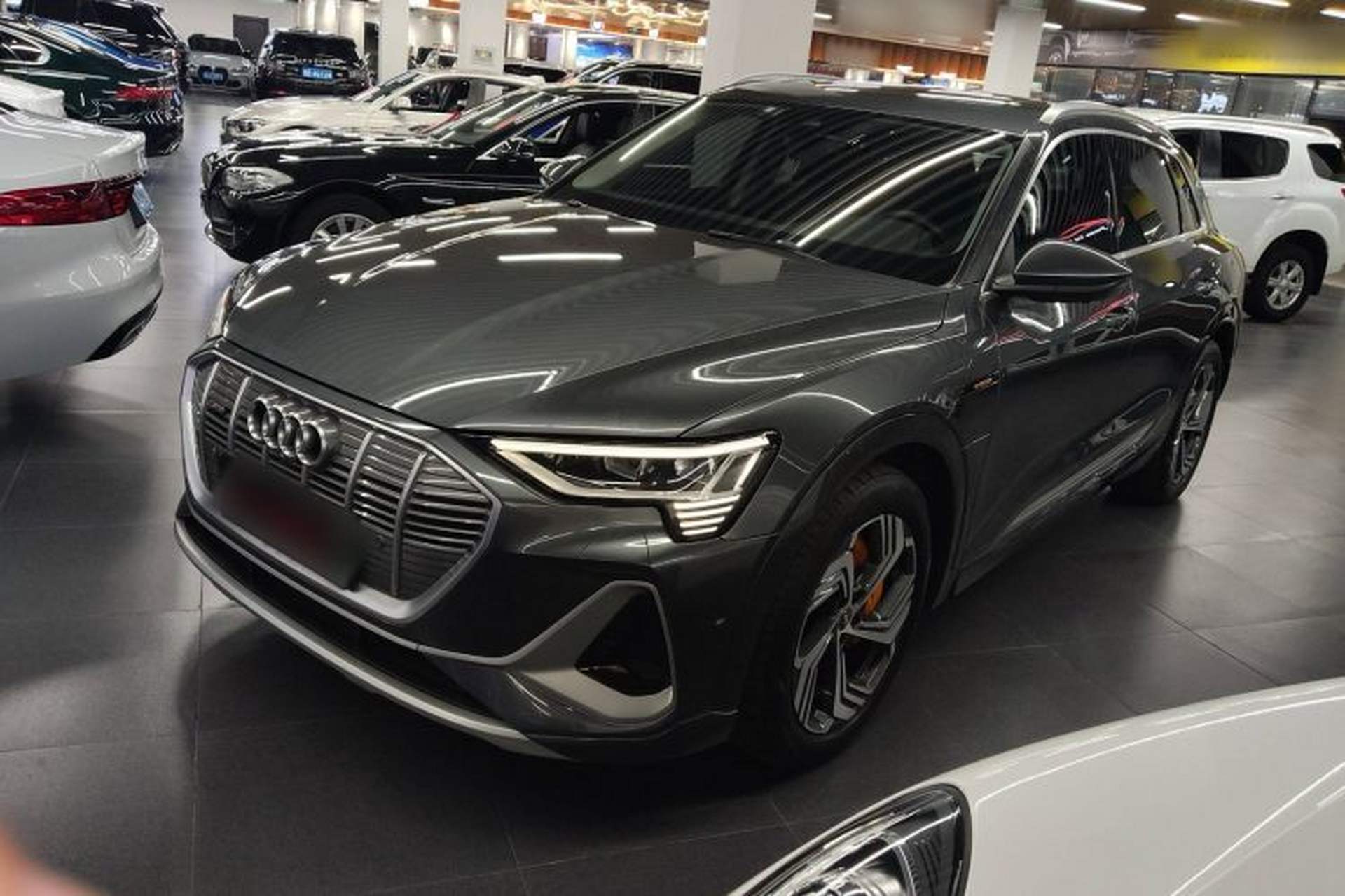Used Audi e-tron 2021 50 quattro Prestige Edition Left Front Headlight