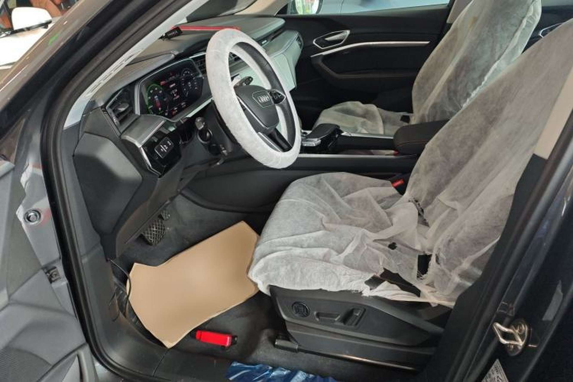 Used Audi e-tron 2021 50 quattro Luxury Edition Left Front Seat