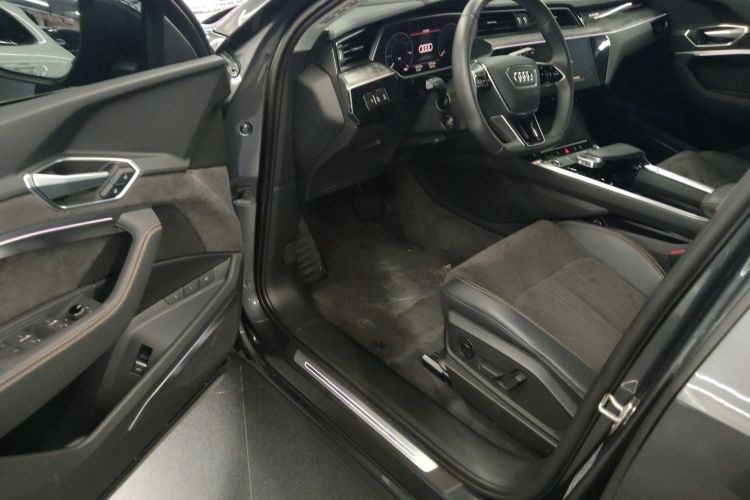 Used Audi e-tron 2021 50 quattro Prestige Edition Left Front Seat
