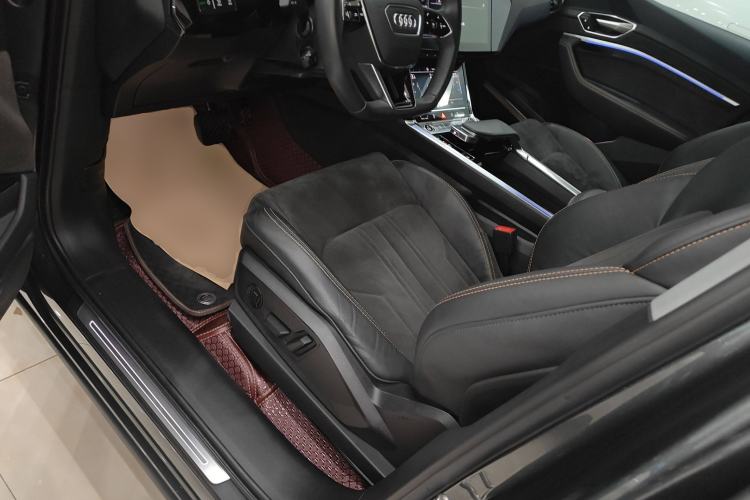 Used Audi e-tron 2021 50 quattro Prestige Edition Left Front Seat