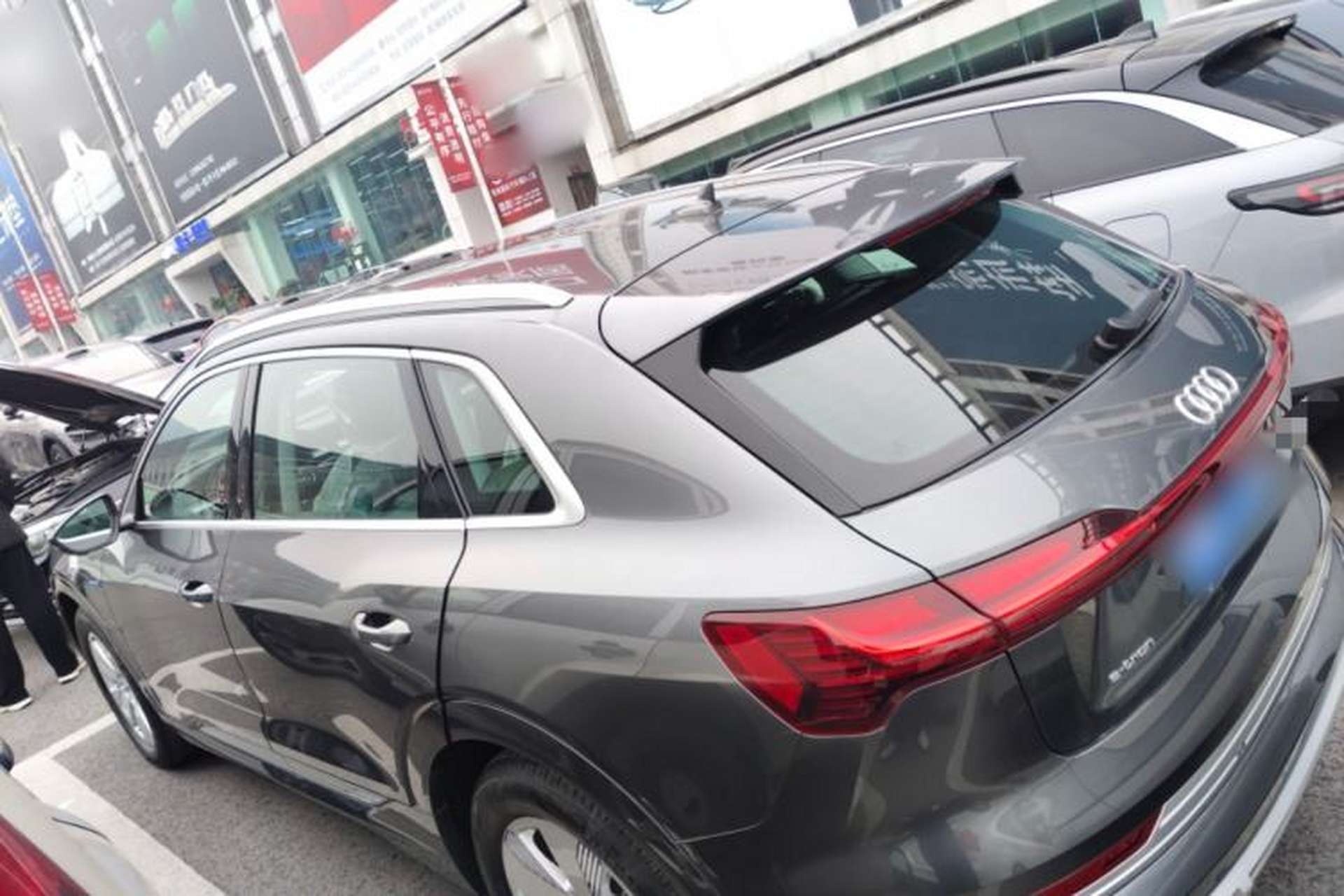 Used Audi e-tron 2021 50 quattro Luxury Edition Left Side