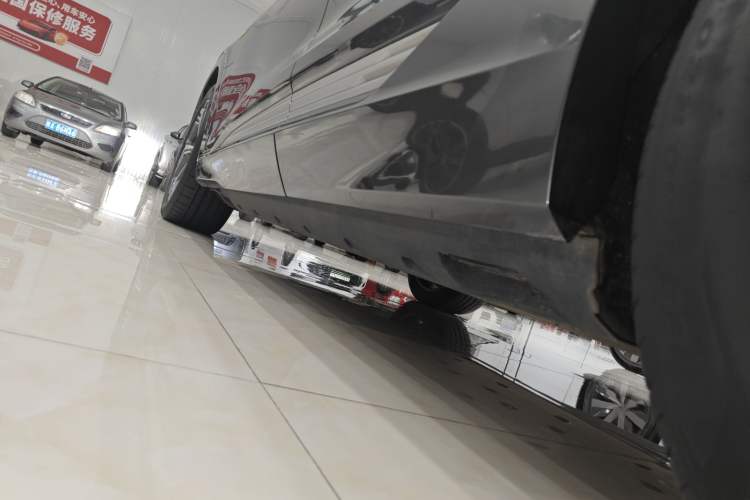 Used Audi e-tron 2021 50 quattro Prestige Edition Left Side Sill