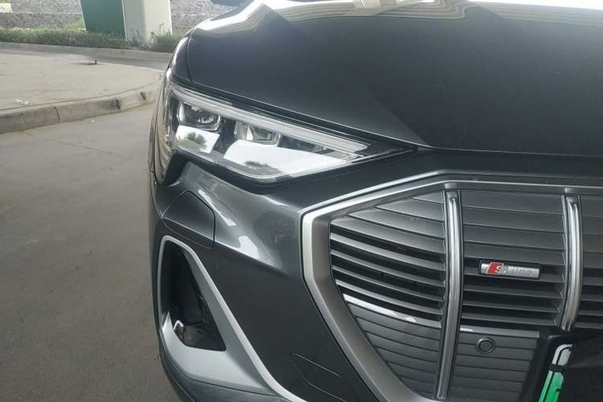 Used Audi e-tron 2021 50 quattro Prestige Edition Right Front Headlight